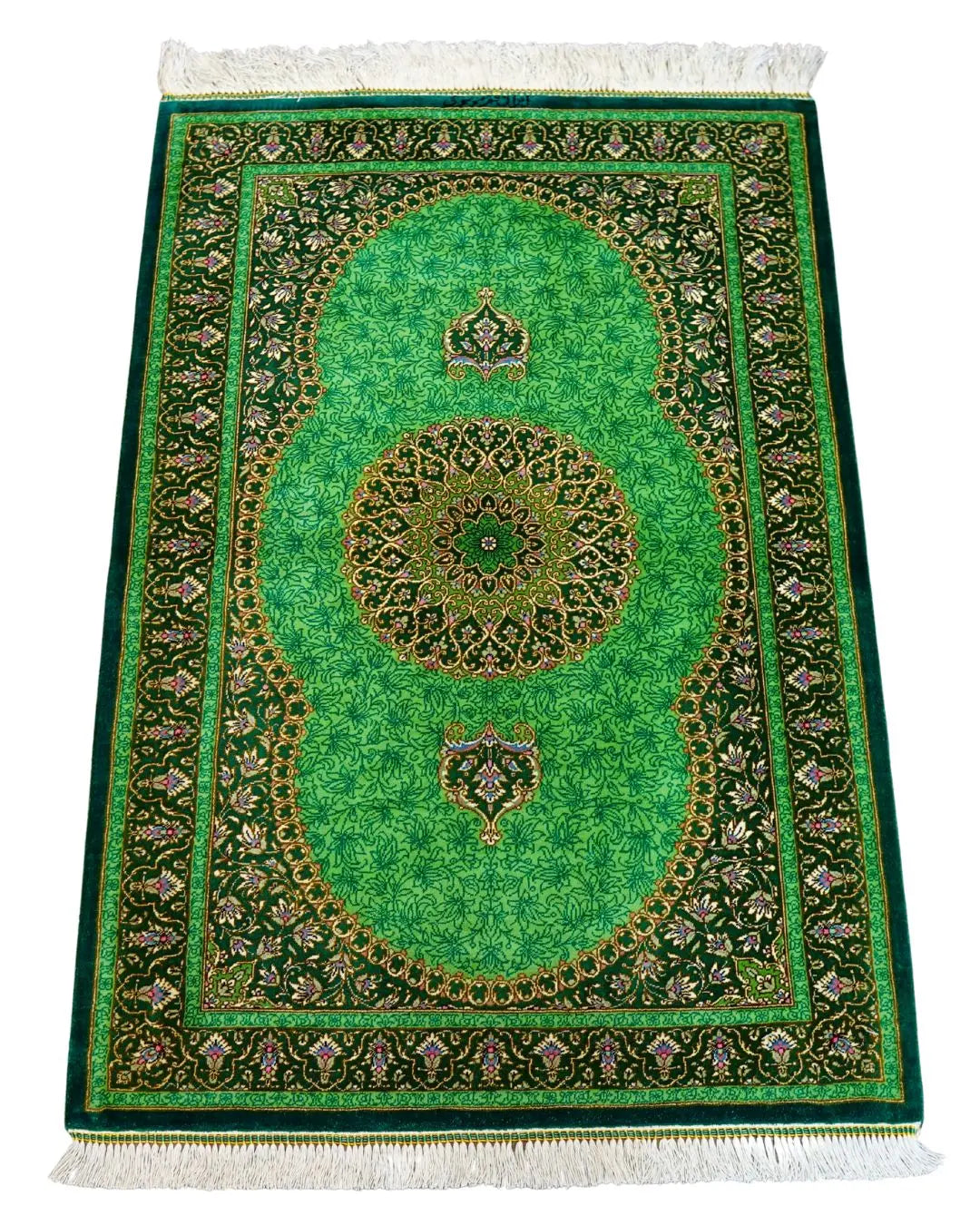 ペルシャ絨毯本物手織り100%シルク新品バフラーミ工房30%割引青と緑色 ペルシャ手織り絨毯 シルク ミニ絨毯 クム 30×45cm – Persiadirect