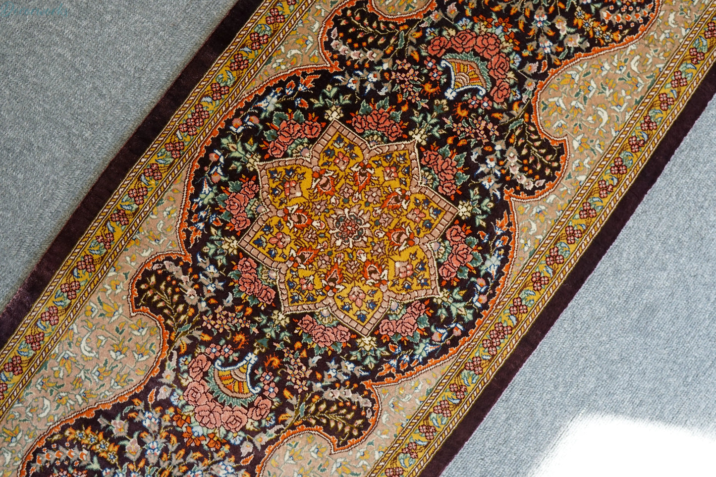 100×40cm ペルシャ絨毯 クム産 ムラーヂー房 シルク100%証明書付 - Decorworks