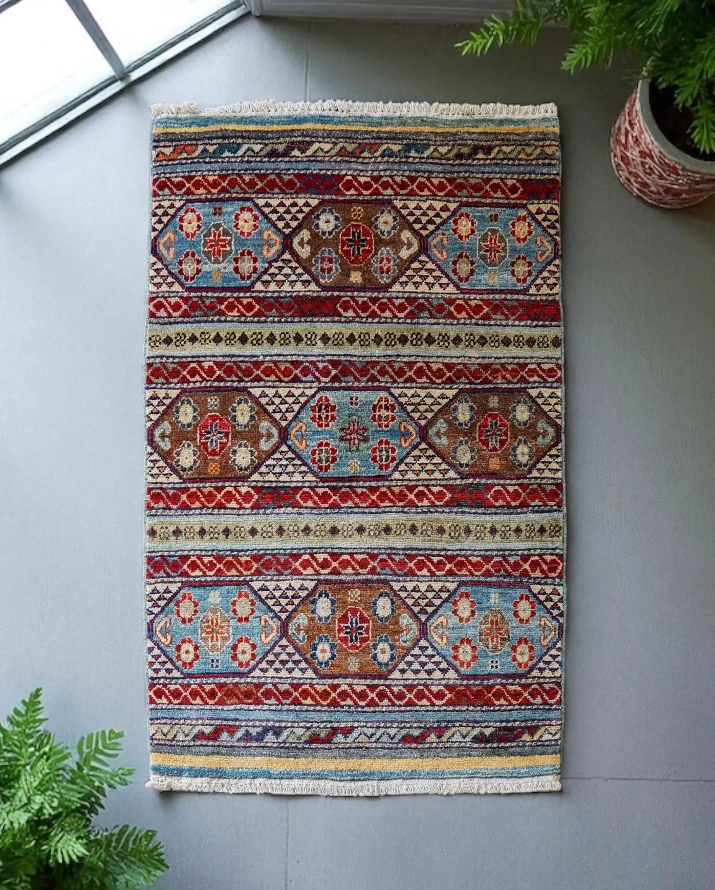 125×84cm アフガニスタン ガズニーウール 手織り絨毯 Decorworks