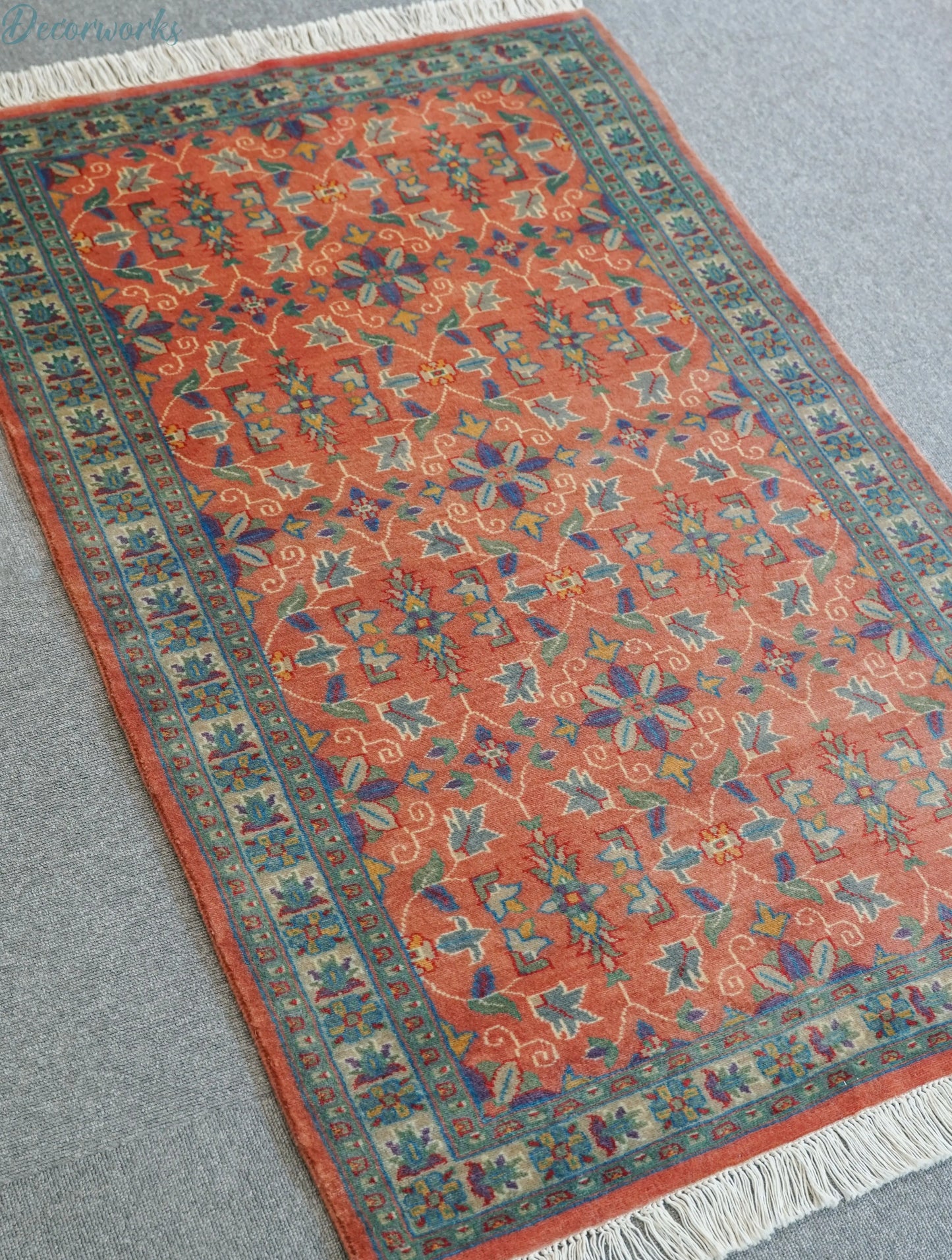 126×82cm パキスタン手織り絨毯 - Decorworks