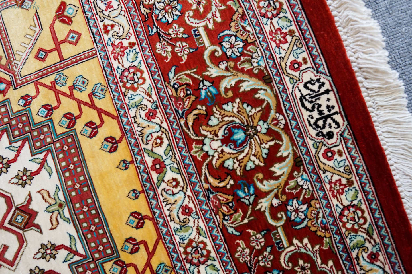 145×103cm ペルシャ絨毯 クム産 カシザード房 シルク 100% Decorworks