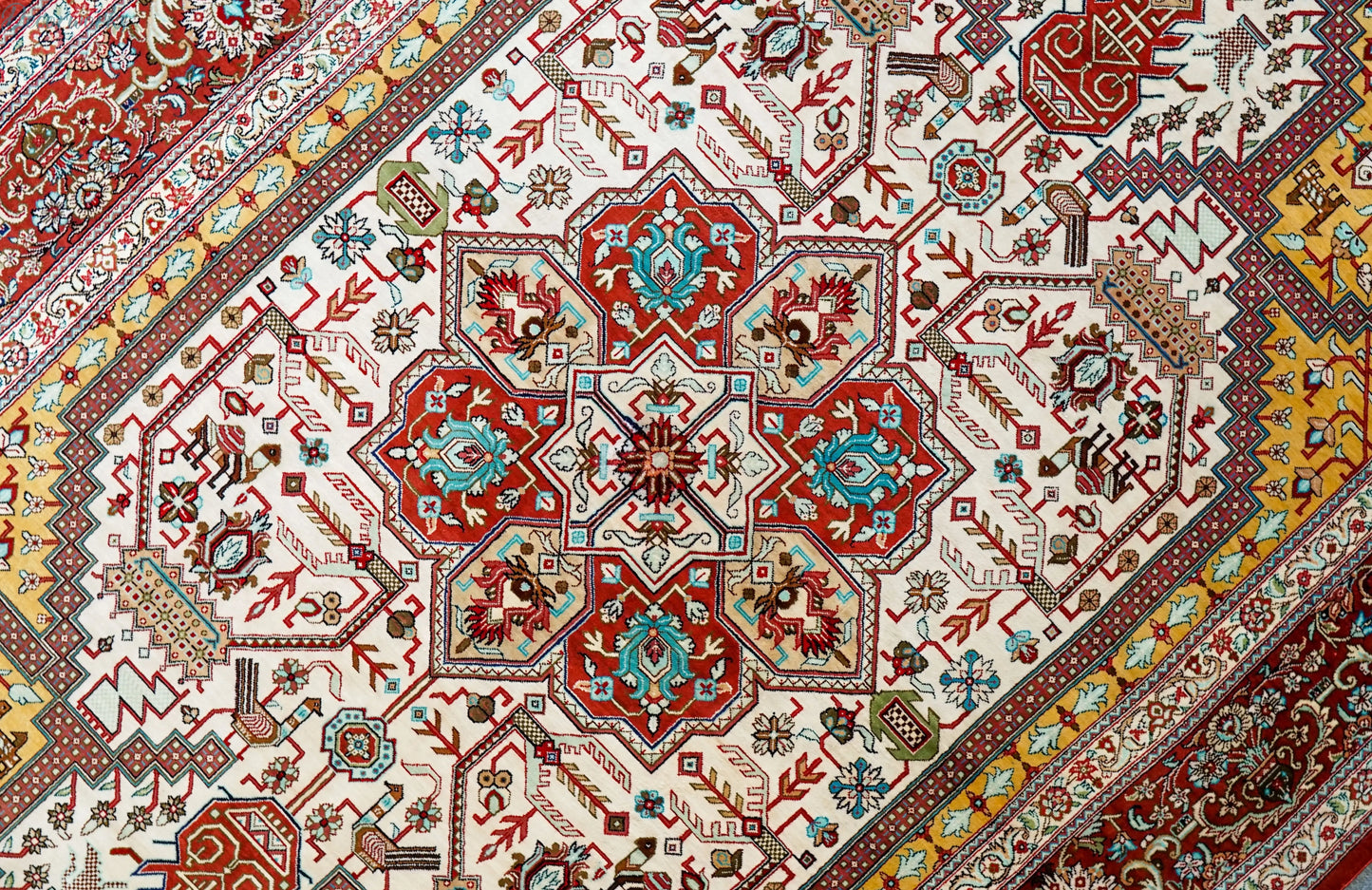 145×103cm ペルシャ絨毯 クム産 カシザード房 シルク 100% Decorworks