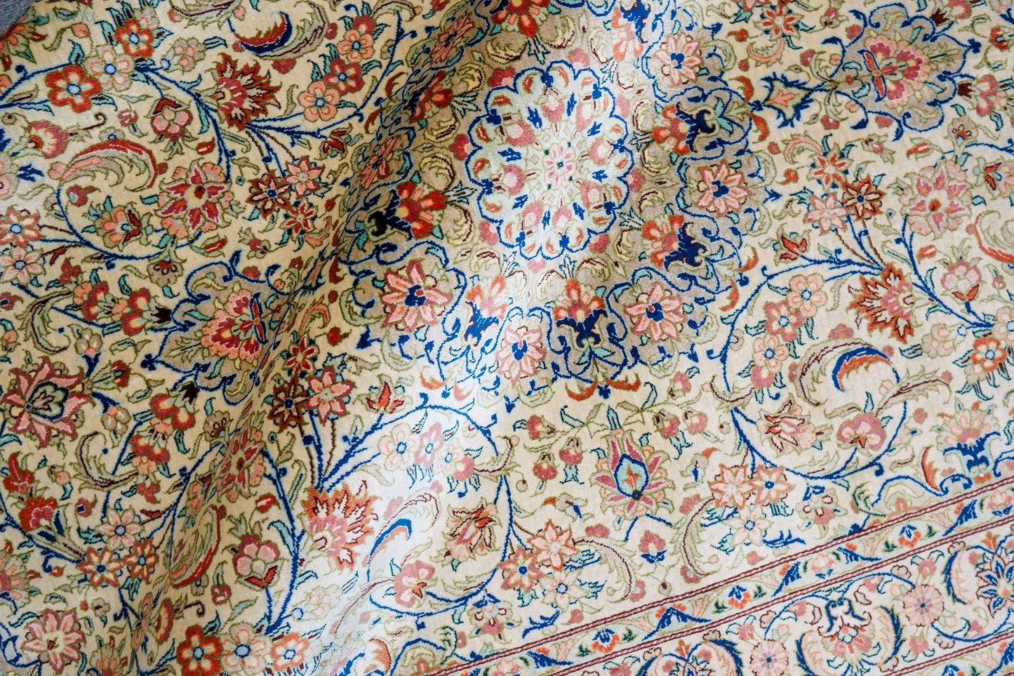 150×100cm ペルシャ絨毯 クム産 シルク 100% Decorworks