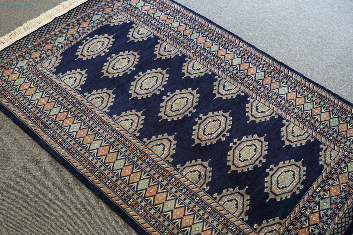 153×95cm パキスタン手織り絨毯 Decorworks