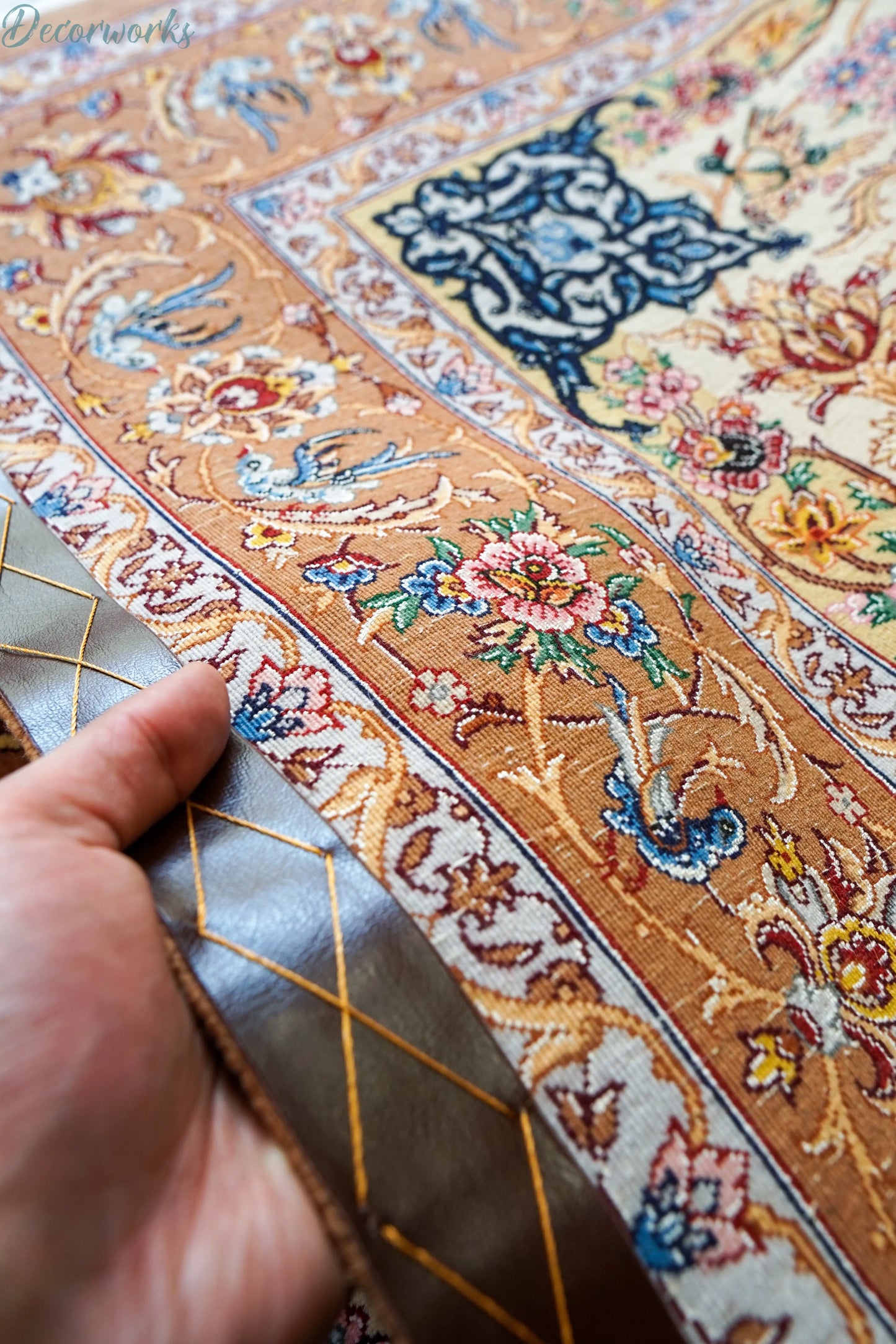 163×110cm 手織りペルシャ絨毯 イスファハン サハラク房 Decorworks