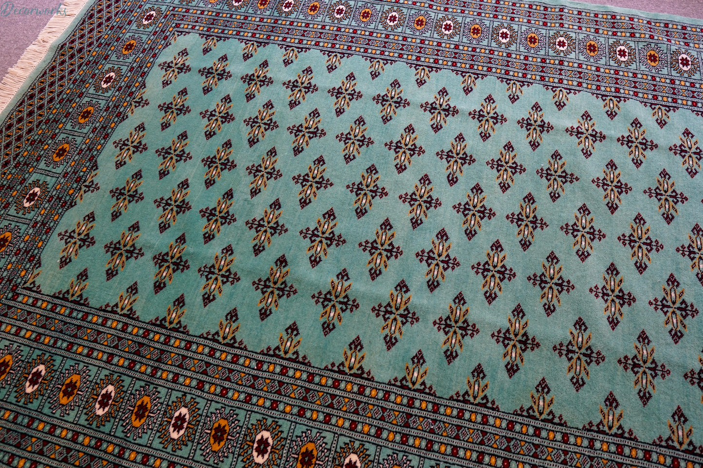 180×129cm パキスタン手織り絨毯 Decorworks