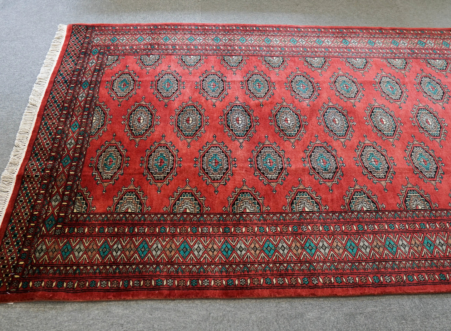 200×126cm【パキスタン手織り絨毯】 Decorworks