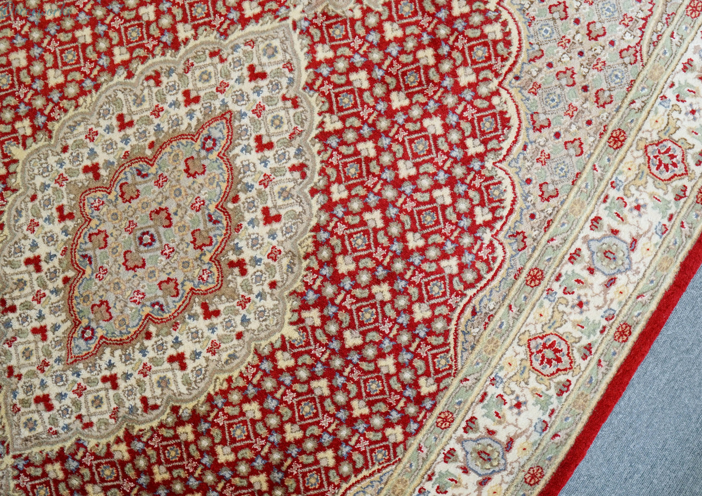 220×135cm パキスタン手織り絨毯 ダブルノット Decorworks
