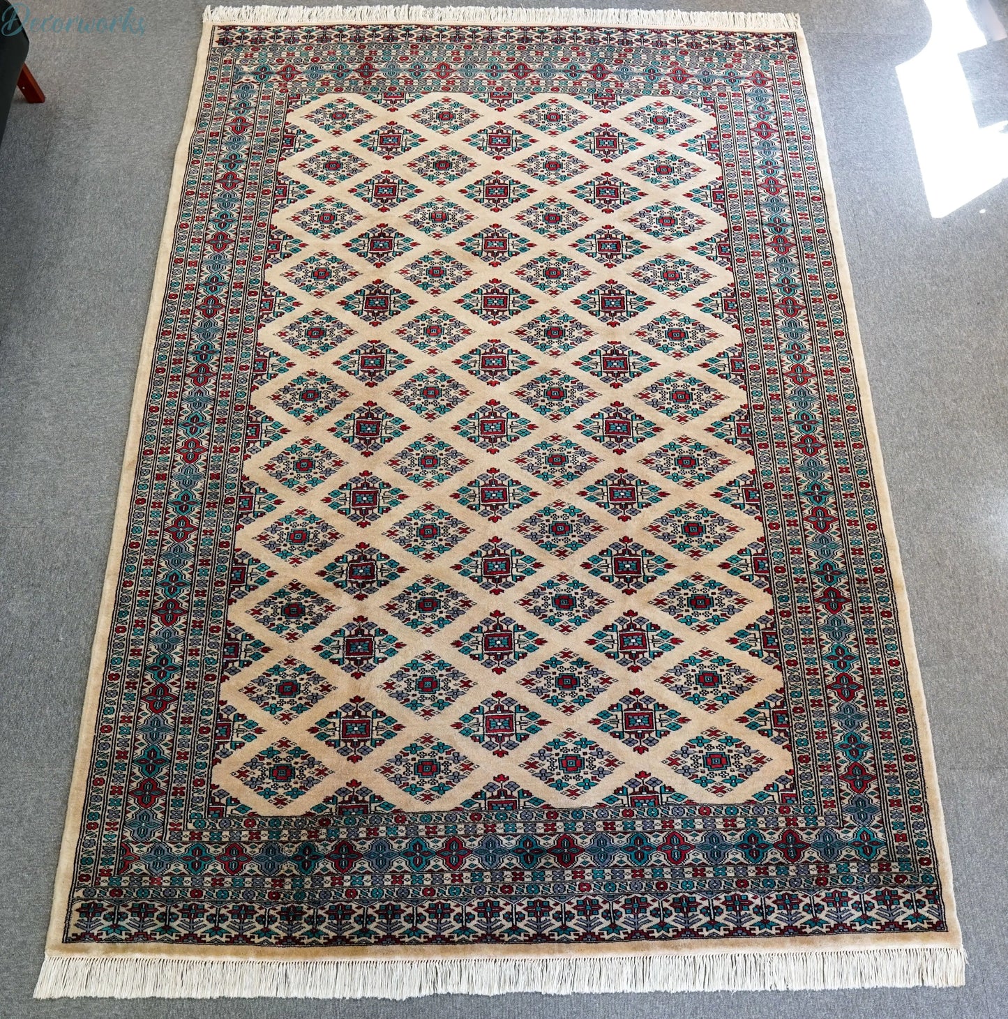 236×164cm パキスタン手織り絨毯 Decorworks
