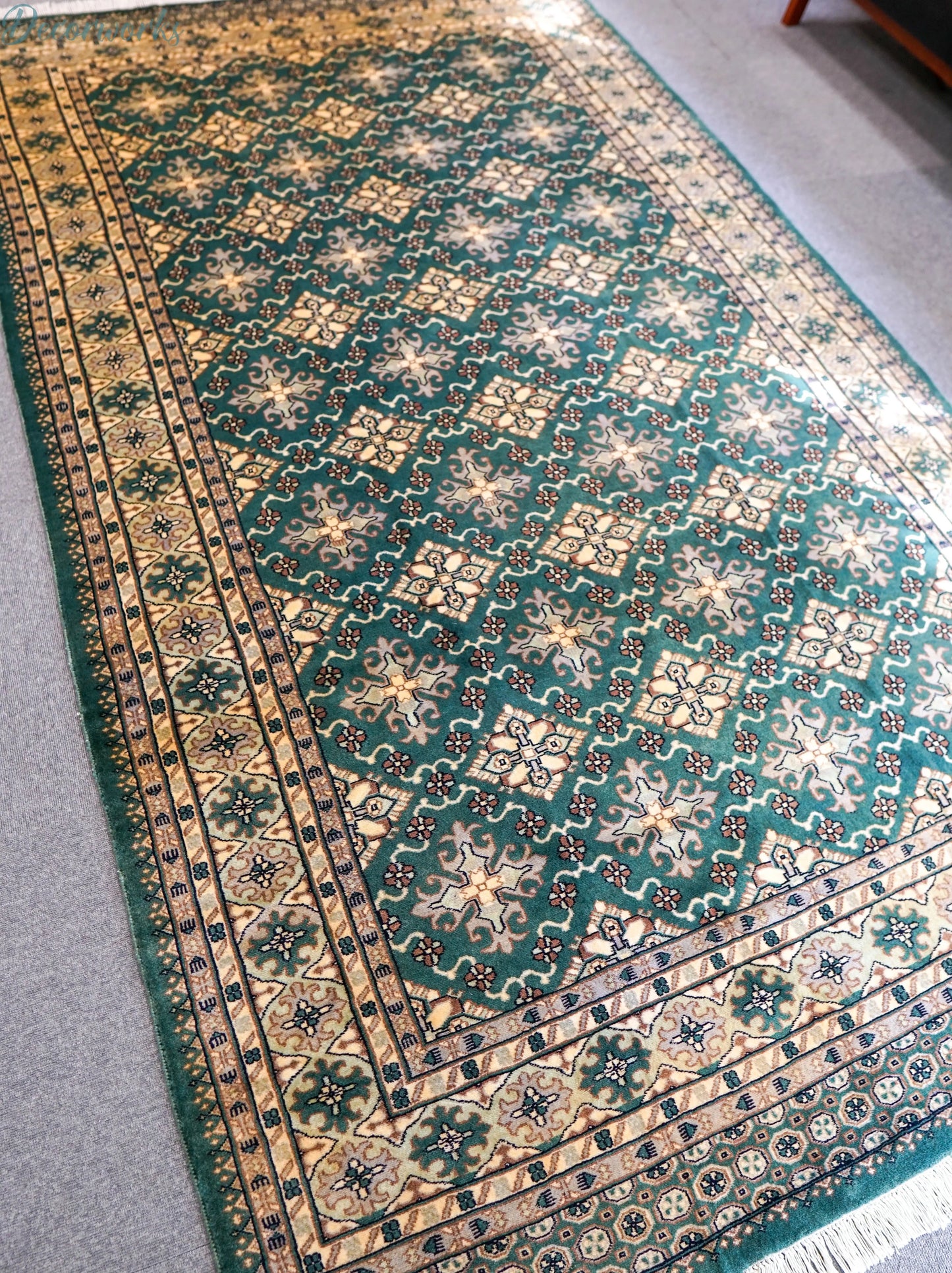 270×154cm パキスタン絨毯 Decorworks