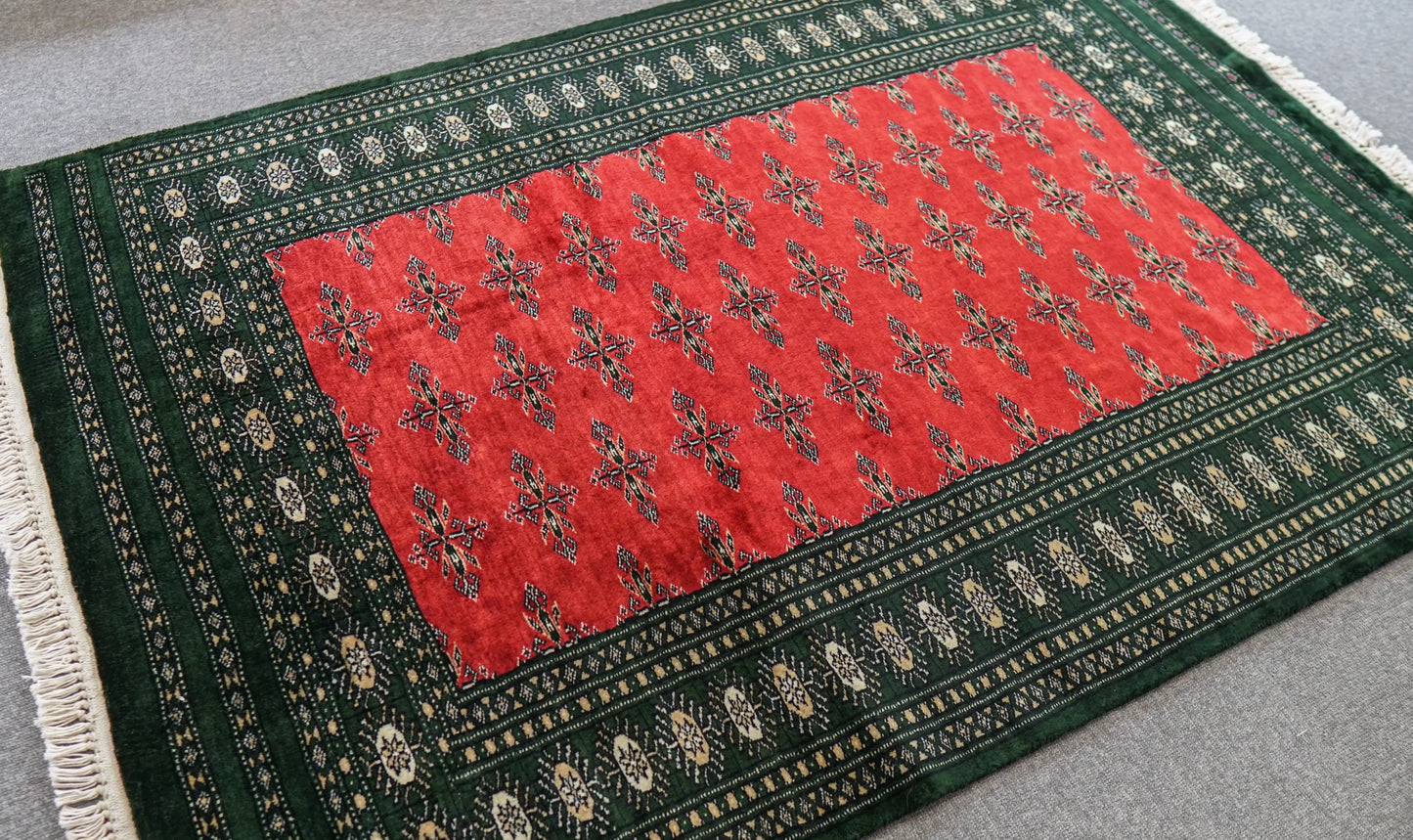 143×92cm パキスタン手織り絨毯 Decorworks