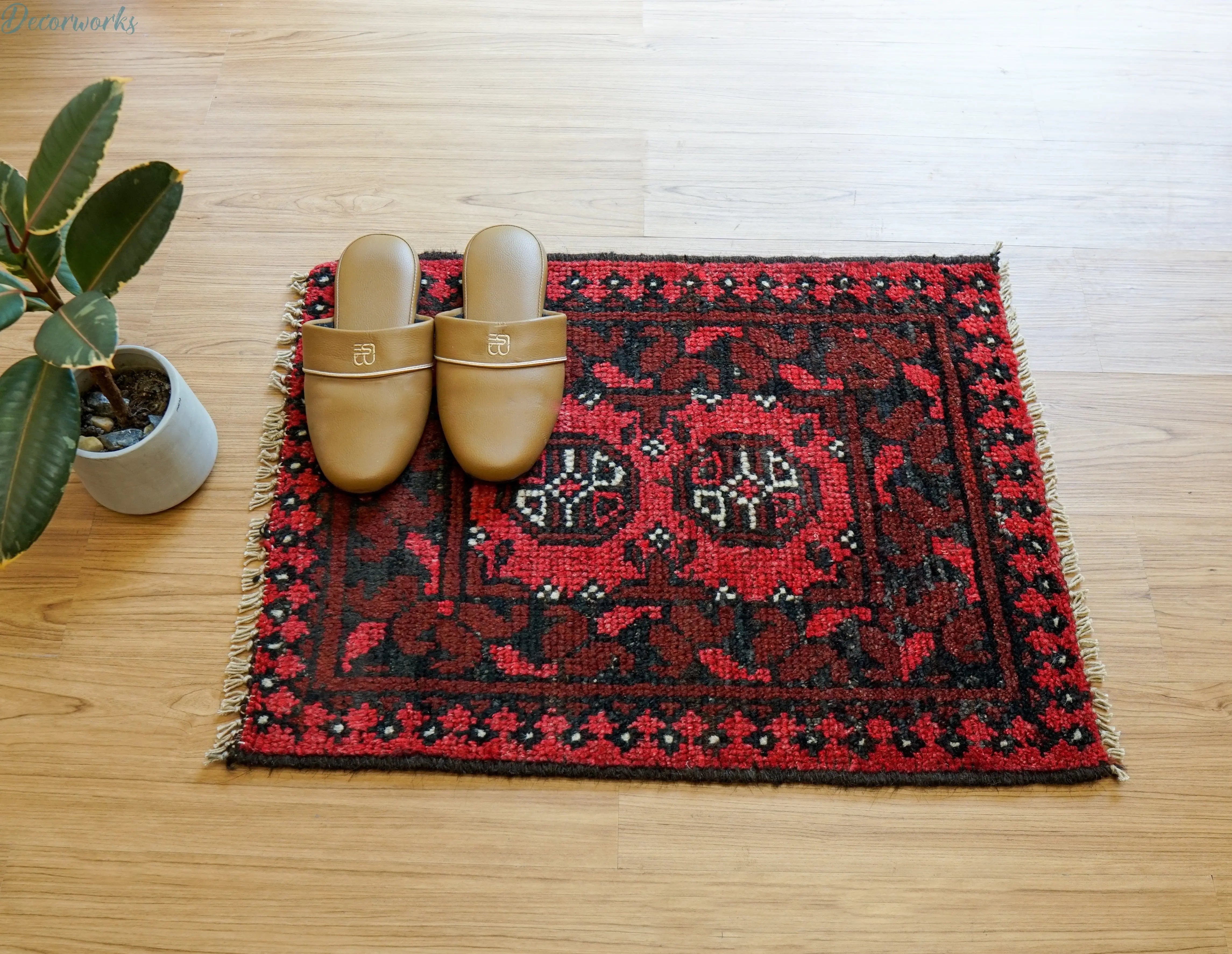 67×52cm トルクメン ボハララグ 手織り絨毯 トライバルラグ ヴィンテージ 67×52cm トルクメン ボハララグ 手織り絨毯 トライバルラグ