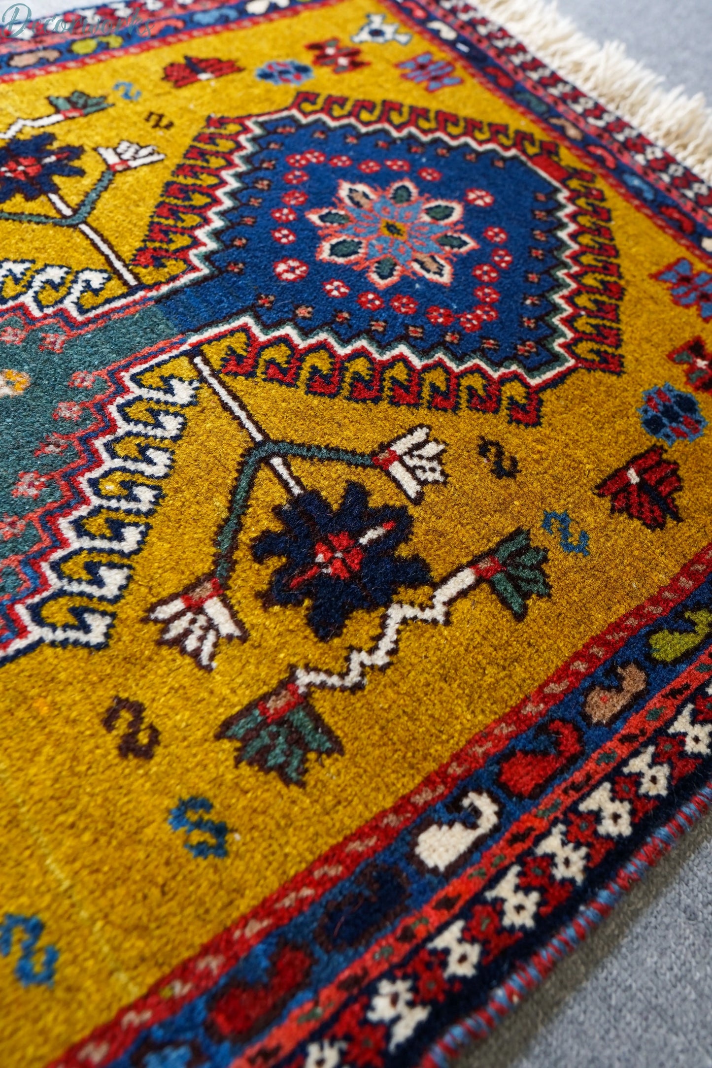 98×60cm ペルシャ絨毯 ヤラメ 手織り Decorworks