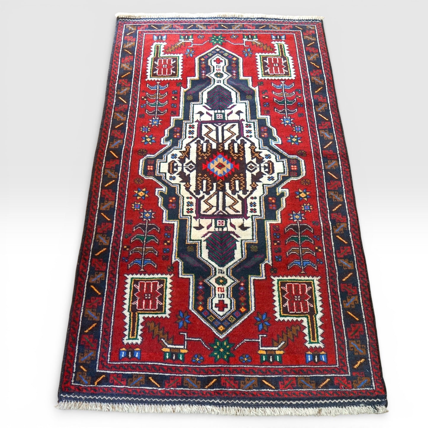 ペルシャ 絨毯 バルーチ 手織り トライバルラグ 163×95cm