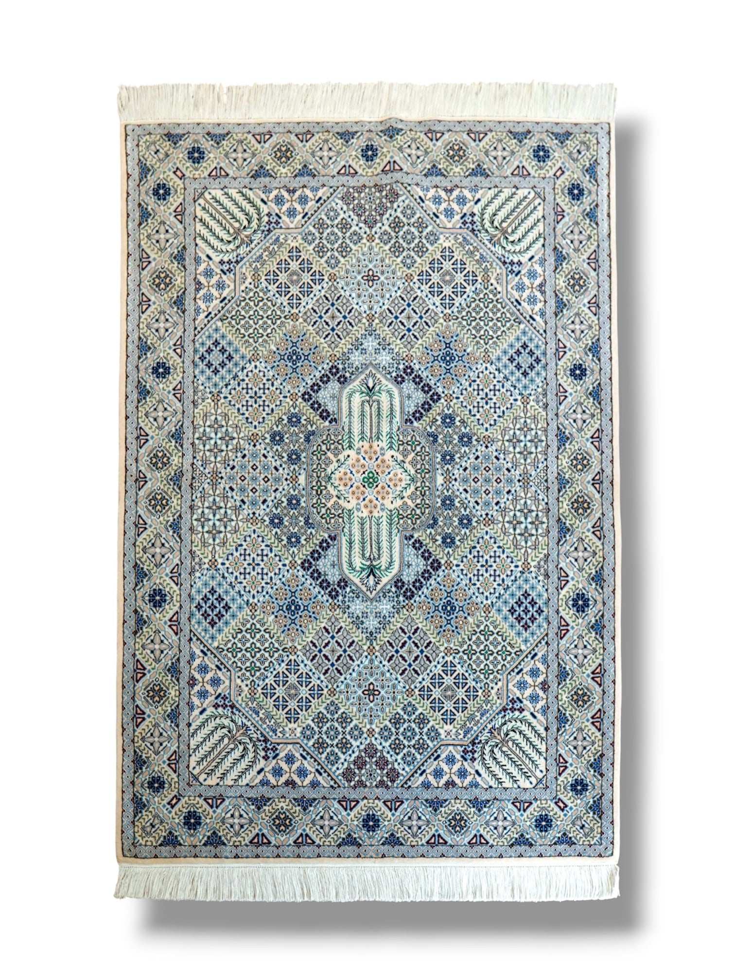 本物 手織り ペルシャ絨毯 ナイン産 シルク& ウール サイズ118×178cm 手織りペルシャ絨毯 ナイン産 シシュラ 165×120cm｜ウールとシルク