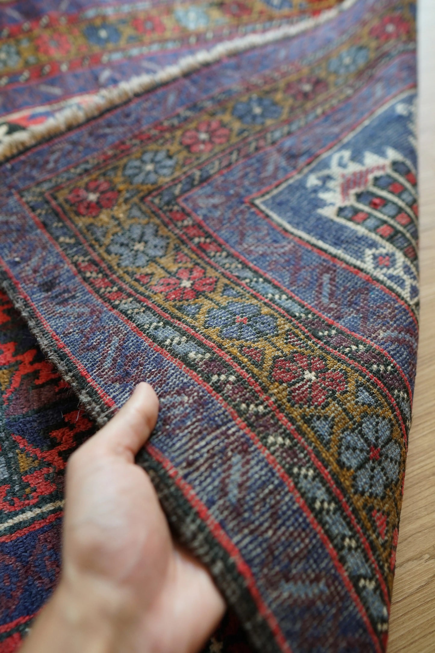 手織りペルシャ絨毯 バルーチ族製 Prayer Rug ヴィンテージ トライバルラグ 141×89cm Decorworks
