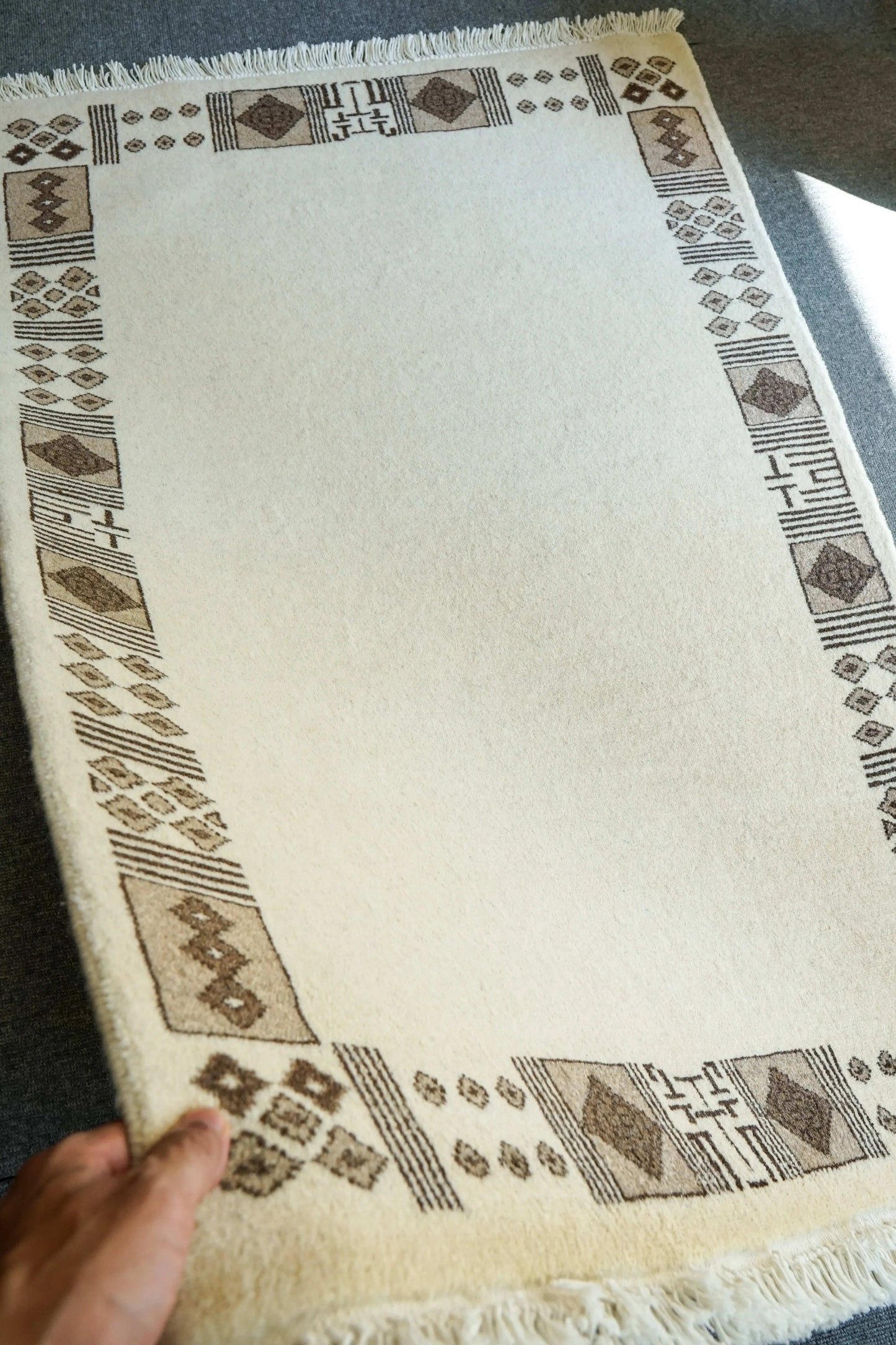 120×77cm パキスタン手織り絨毯 - Decorworks