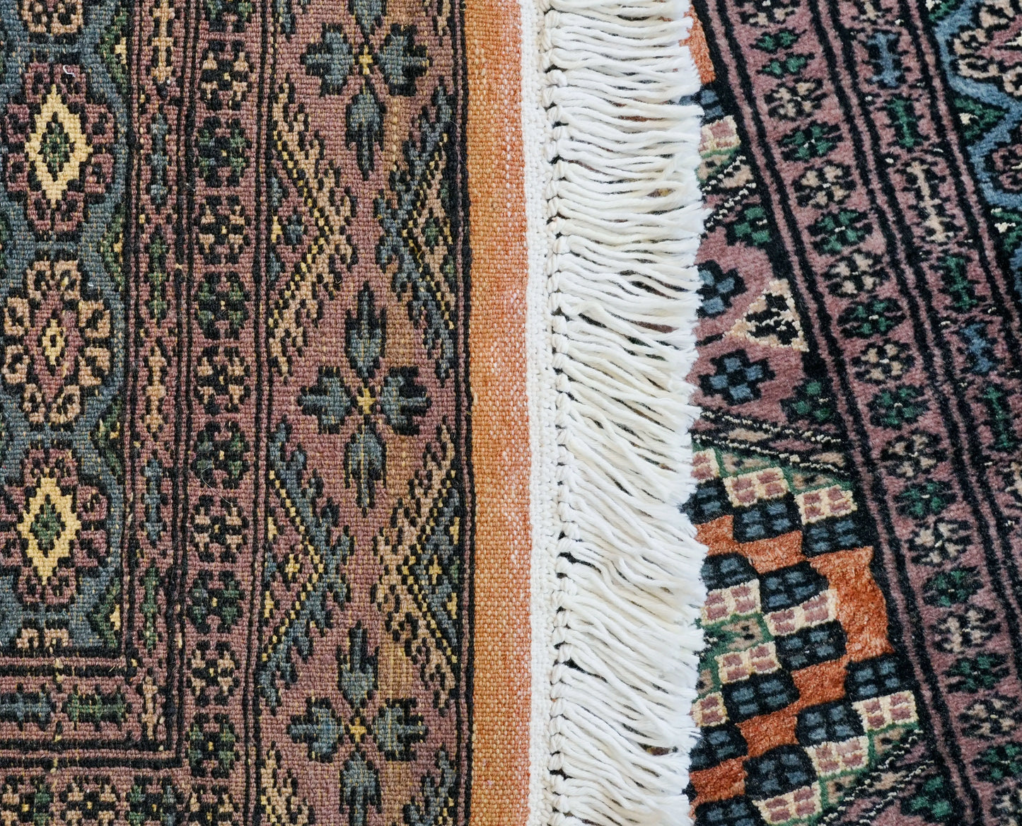116×77cm パキスタン手織り絨毯 Decorworks