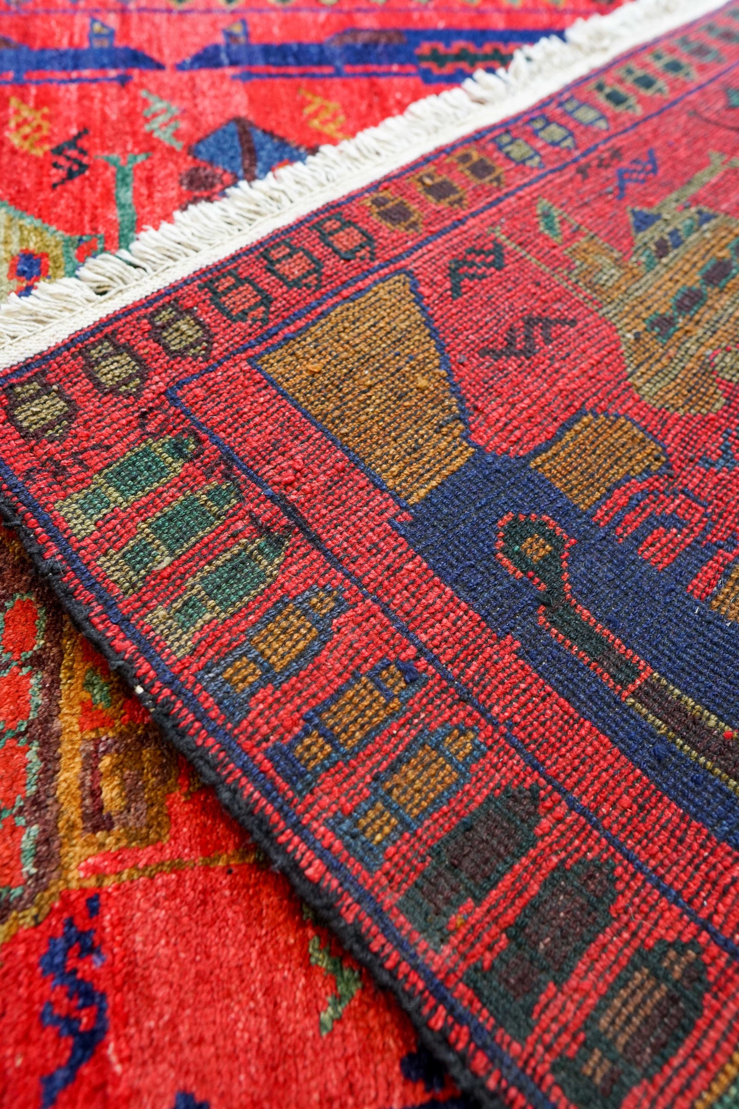 アフガン手織り絨毯 169×104cm