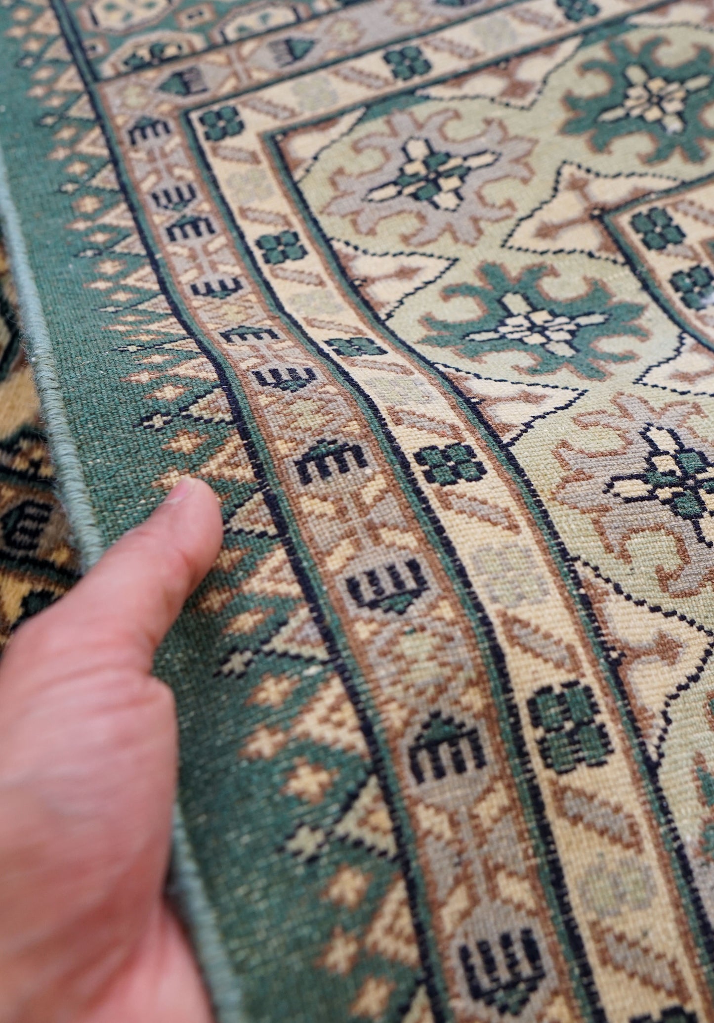 パキスタン手織り絨毯 270×154cm|ニュージーランドウール使用 高密度グリーン