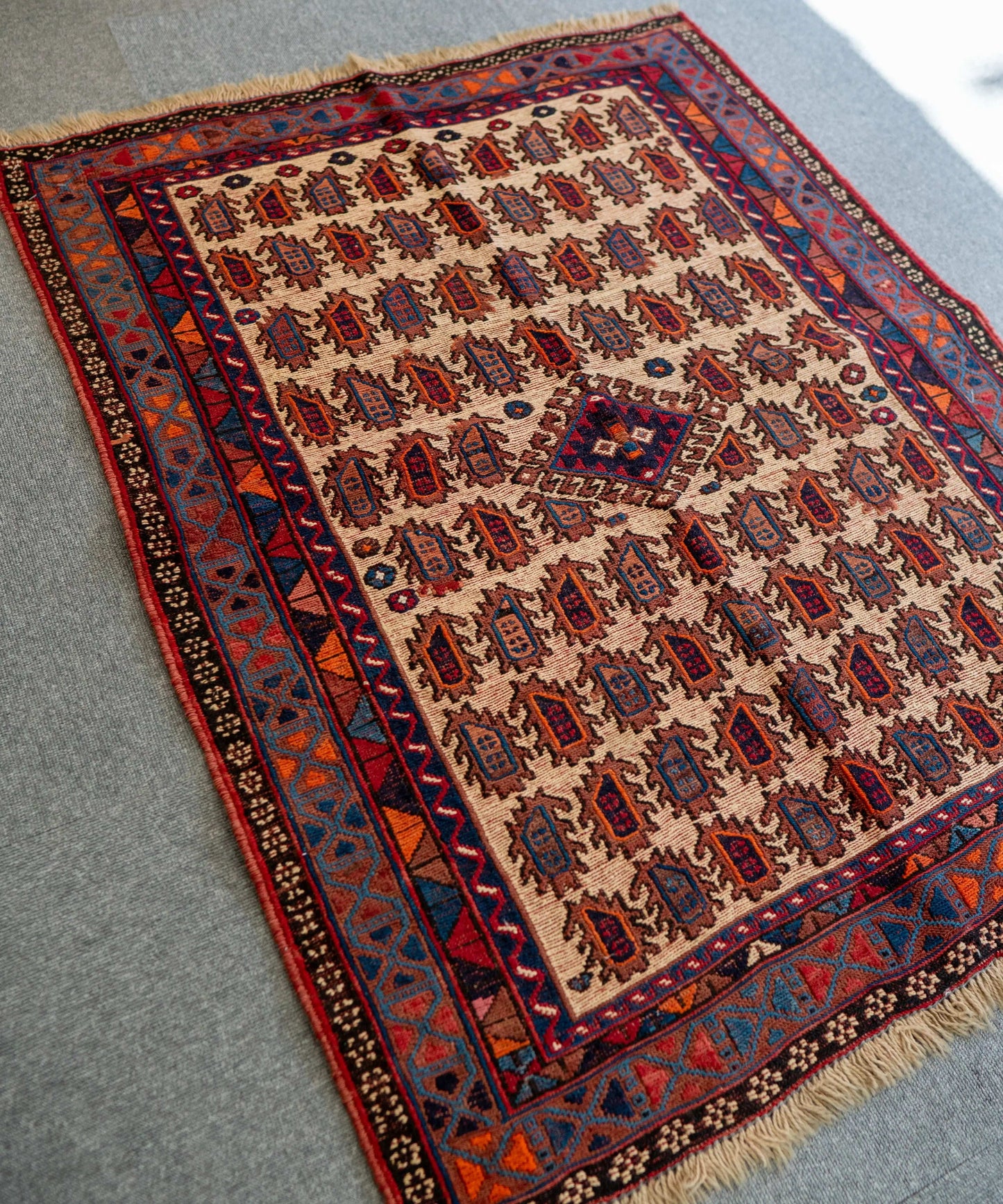 121×95cm ペルシャ手織りキリム Decorworks