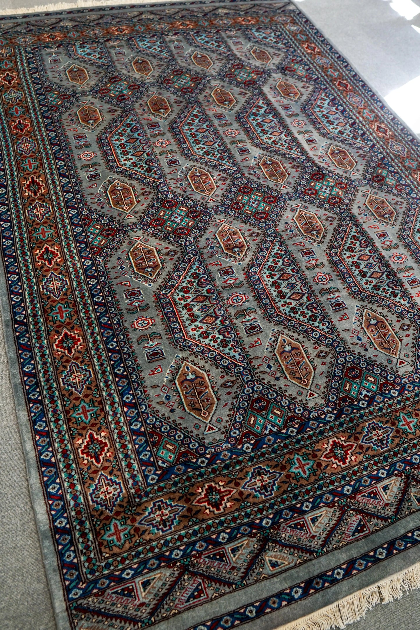 239×154cm【パキスタン手織り絨毯】 Decorworks