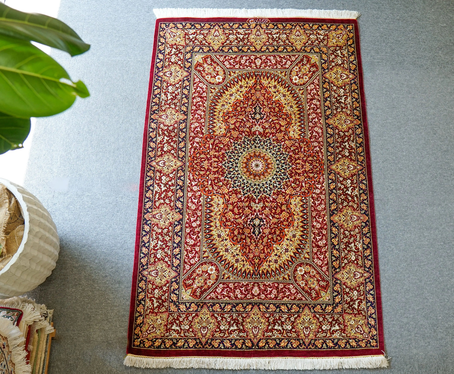 125×81cm ペルシャ絨毯 クム産 モハメドジャムシェヂ房 シルク 100% 証明書付 Decorworks