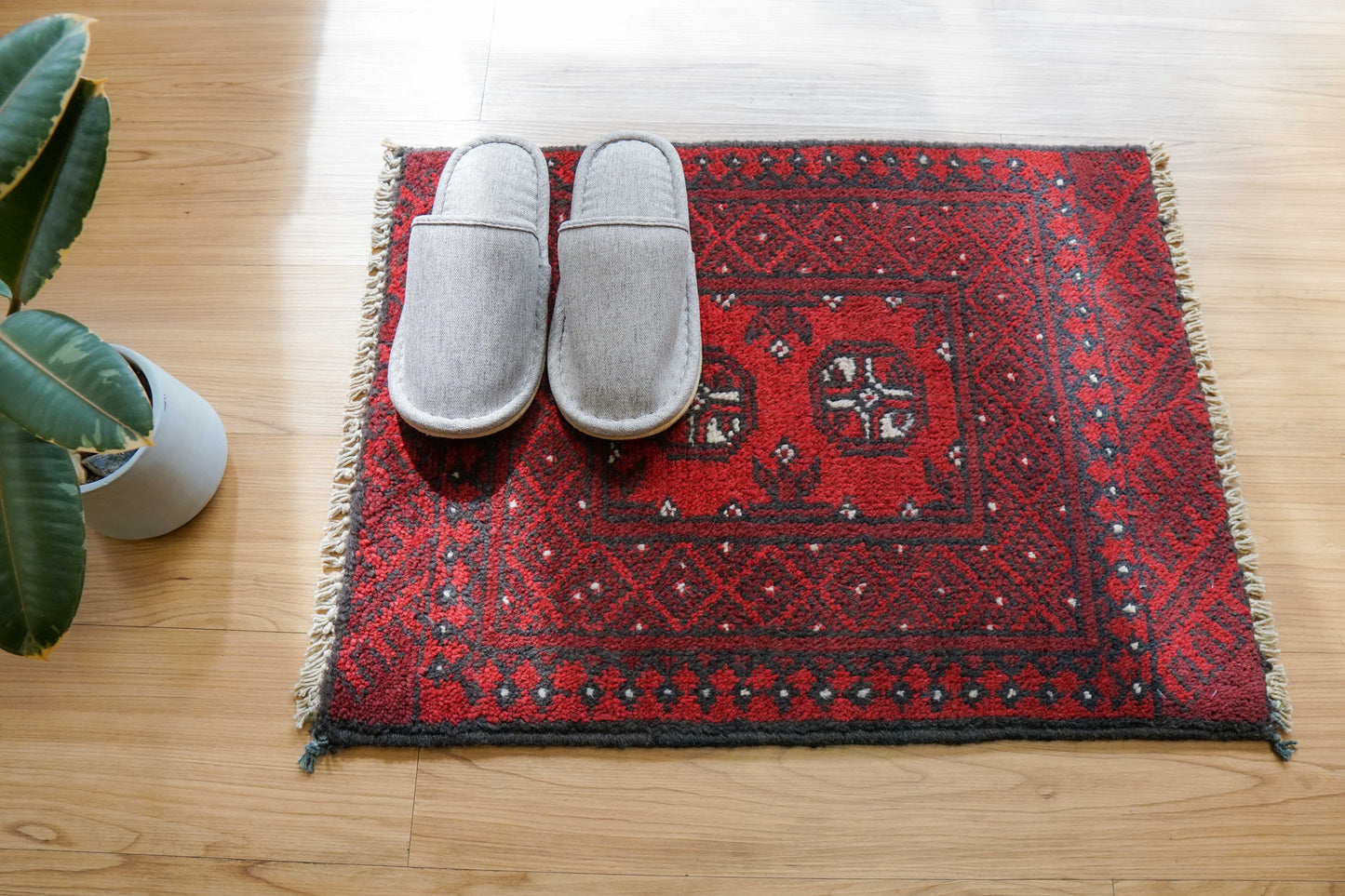 トルクメン 手織り絨毯 トライバルラグ ヴィンテージラグ 60×49cm