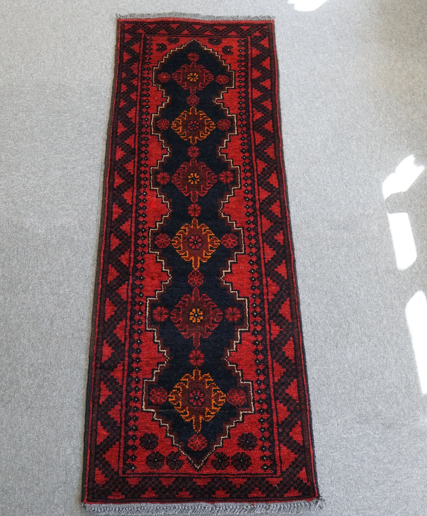 145cm×51cm 廊下敷きペルシャ手織り絨毯 バルーチ ヴィンテージ ラグ - Decorworks