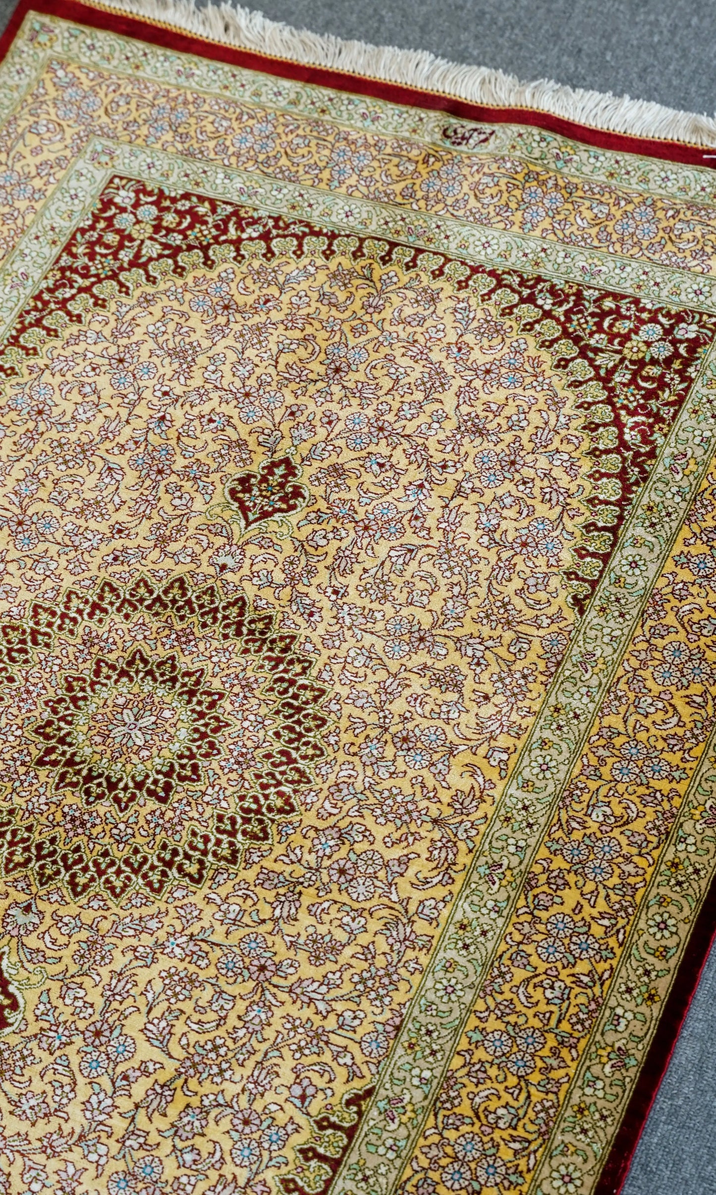 121×78cm 【ペルシャ手織り絨毯】証明書付 Decorworks