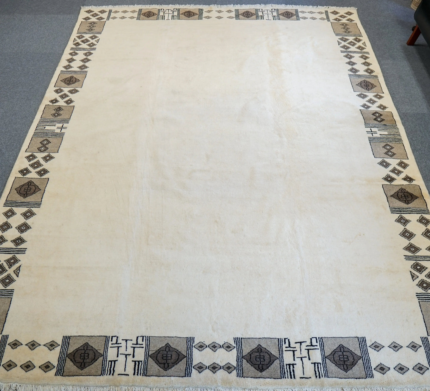 パキスタン絨毯 259×200cm Decorworks