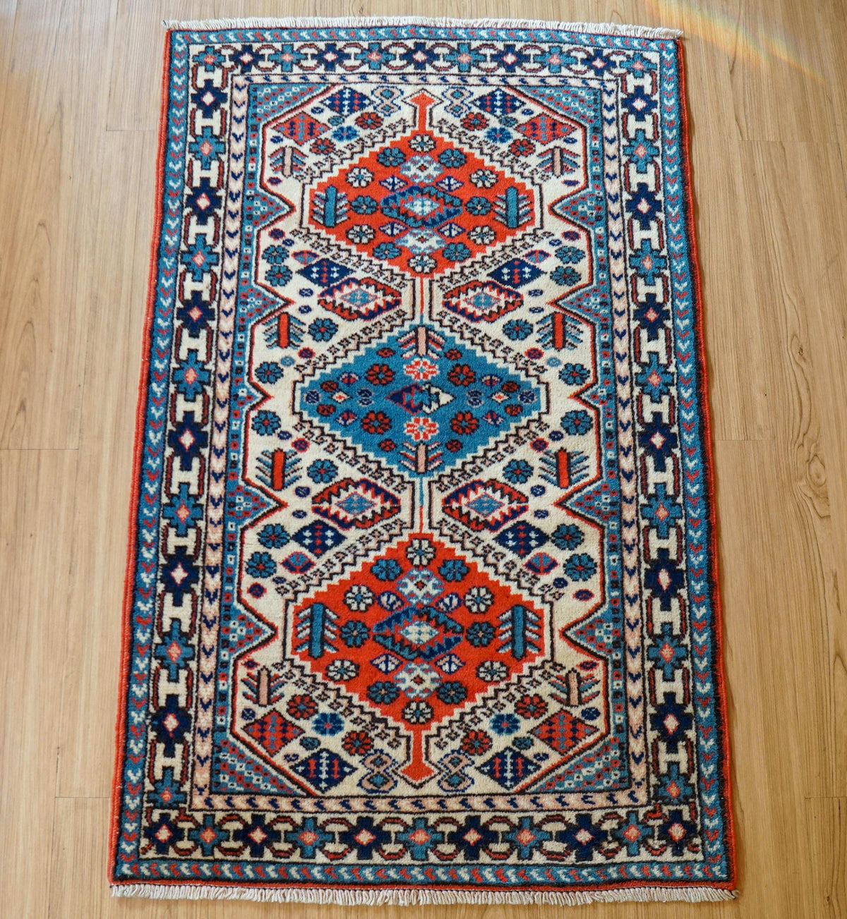 手織りペルシャ絨毯 オールドヤラメ 120×74cm|ウール100% オールドラグ トライバルラグ
