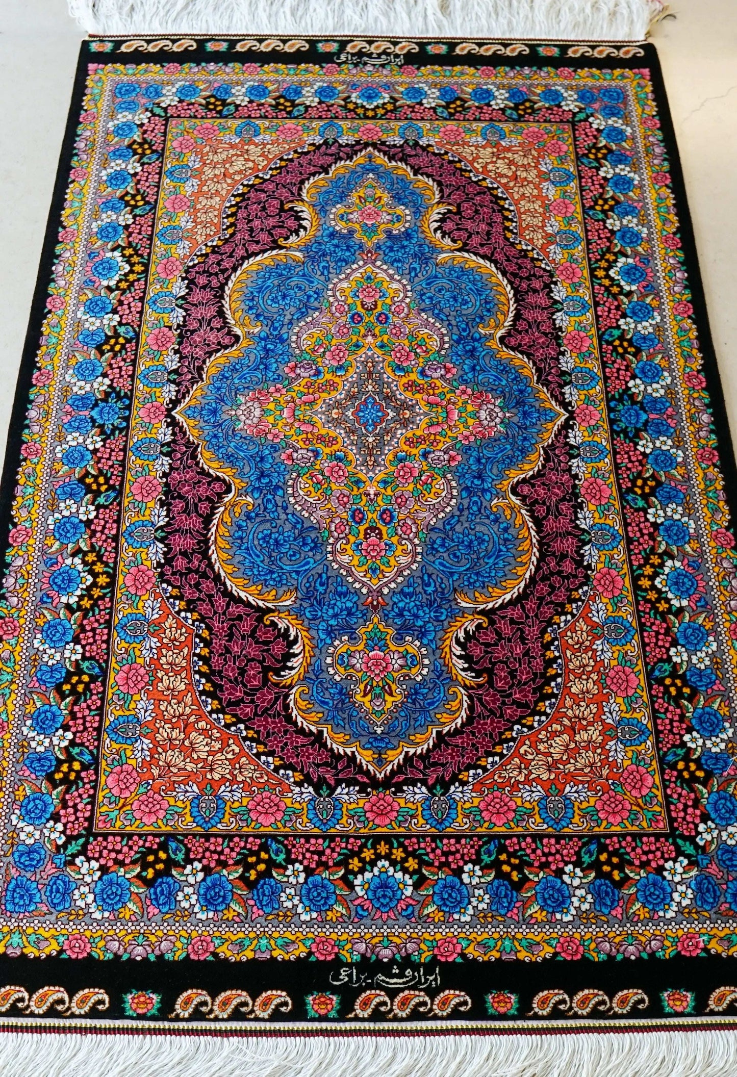 123×78cm ペルシャ絨毯クム産シルク 100% Decorworks