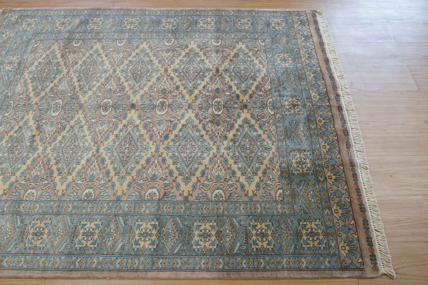 パキスタン手織り絨毯 160×125cm