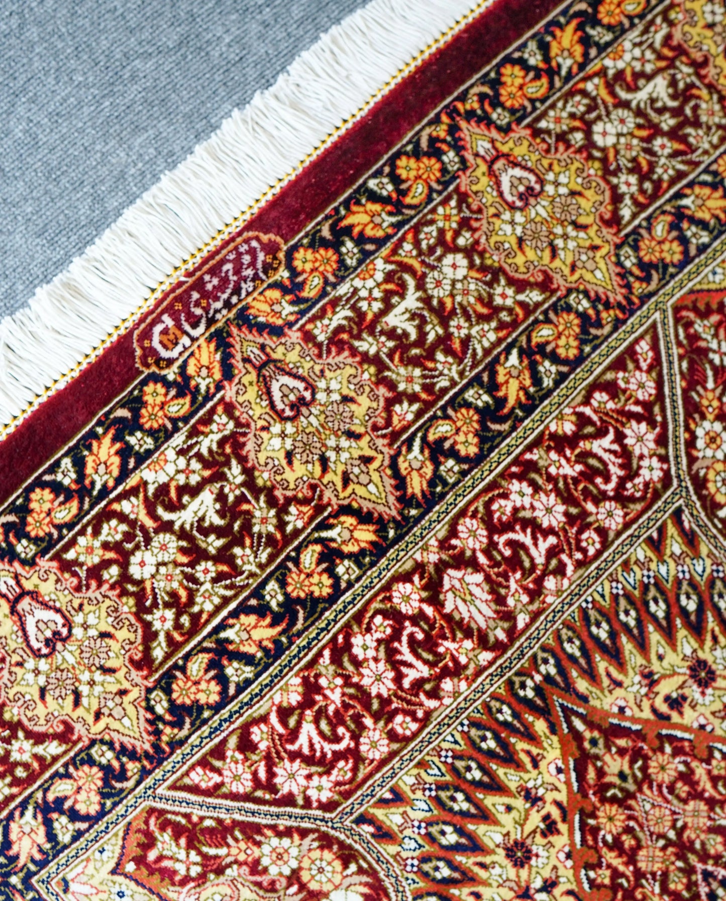 125×81cm ペルシャ絨毯 クム産 モハメドジャムシェヂ房 シルク 100% 証明書付 Decorworks