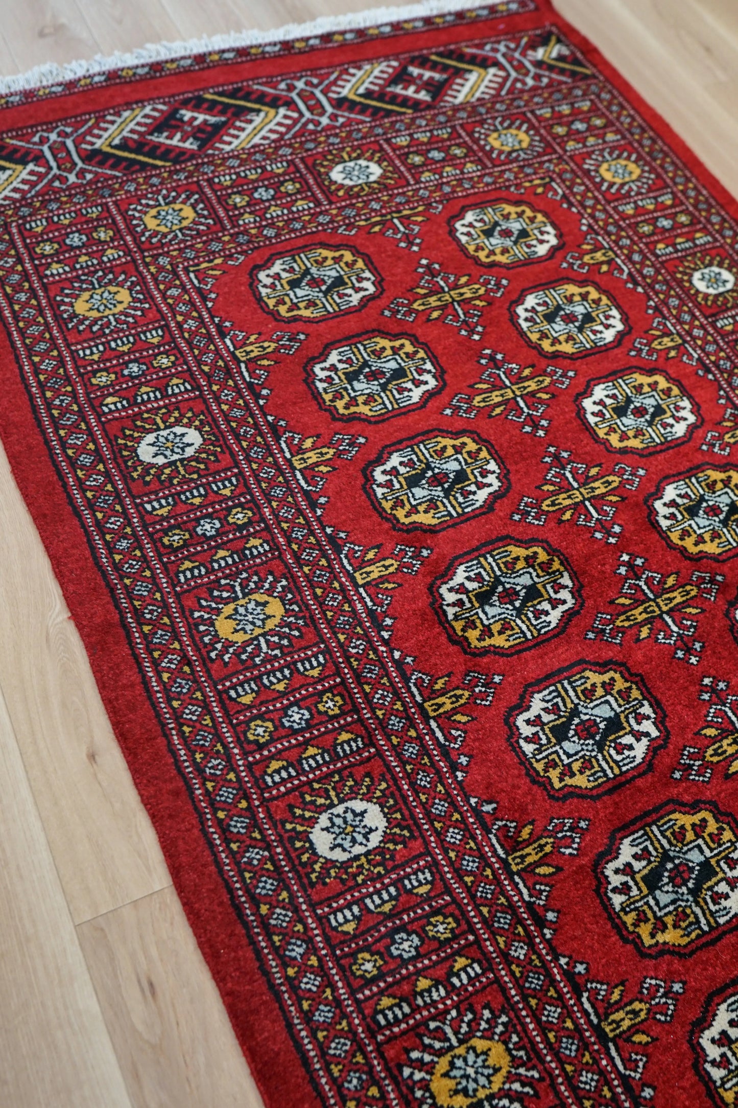 172×94cm パキスタン手織り絨毯 Decorworks