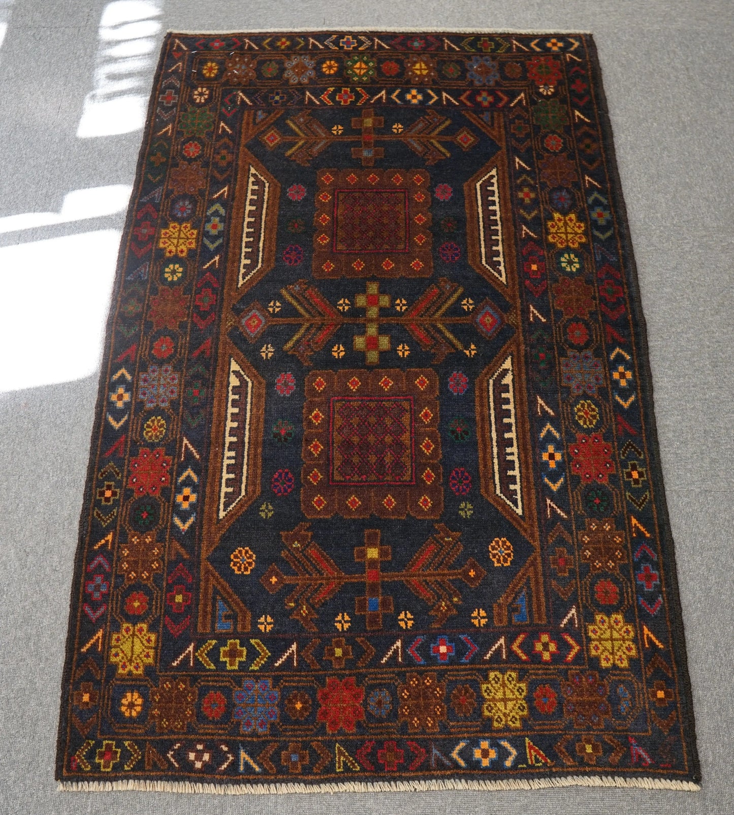 144×88cm ペルシャ絨毯 バルーチ 手織り トライバルラグ ヴィンテージ Decorworks