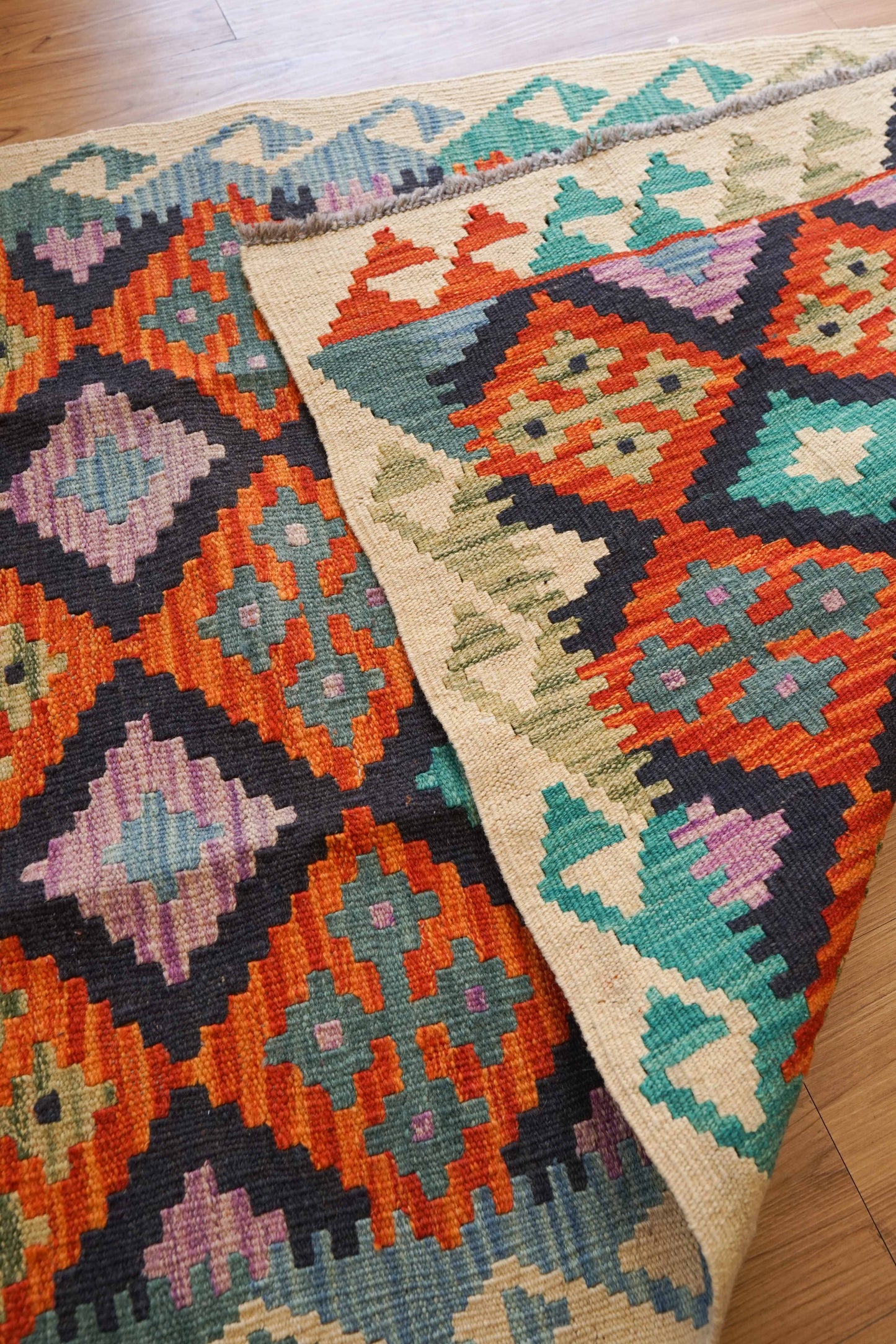 アフガニスタン 手織りキリム118×81cm トライバルラグ