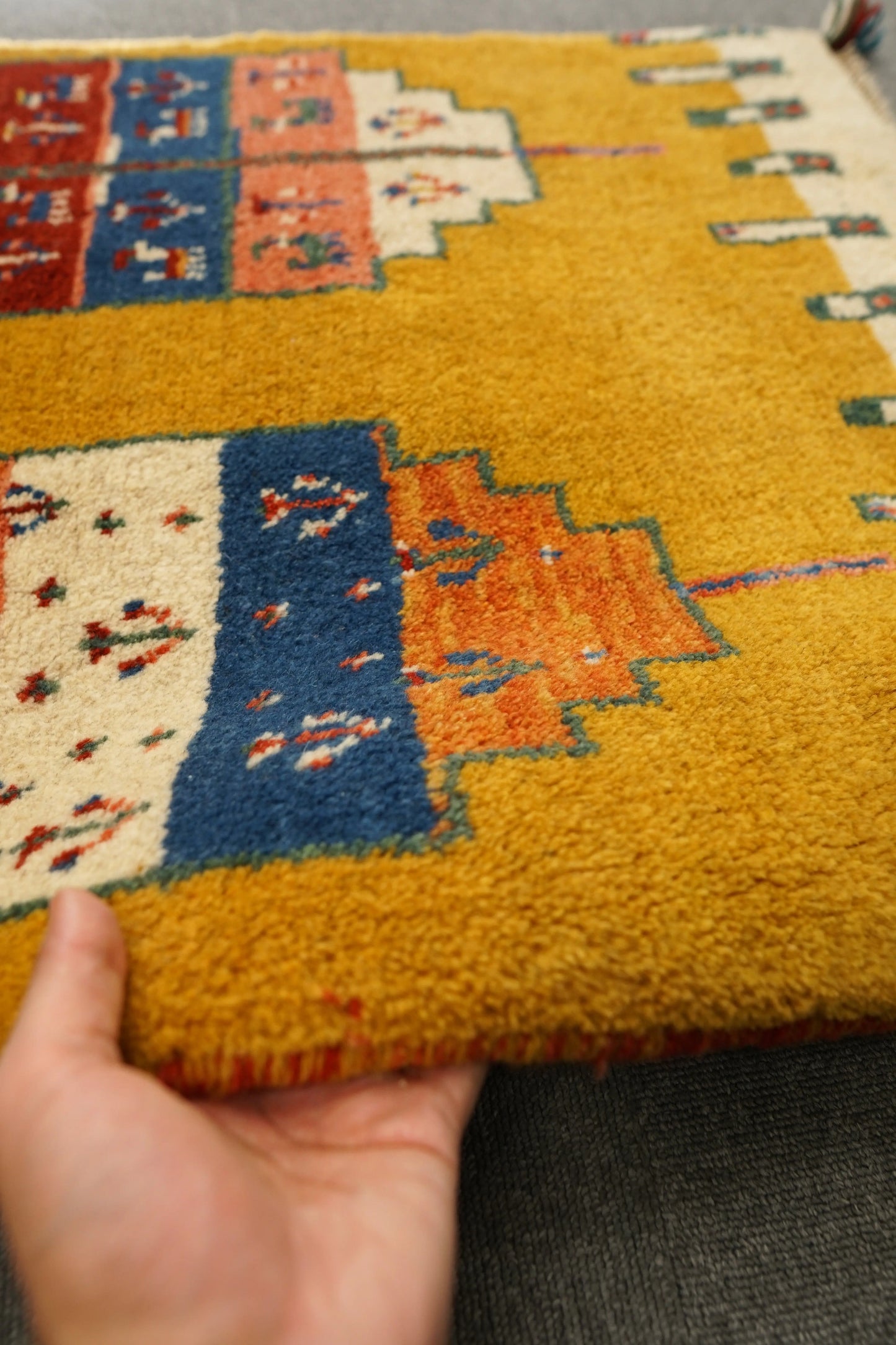 89×66cm 【ペルシャ絨毯 手織りギャッベ】 Decorworks