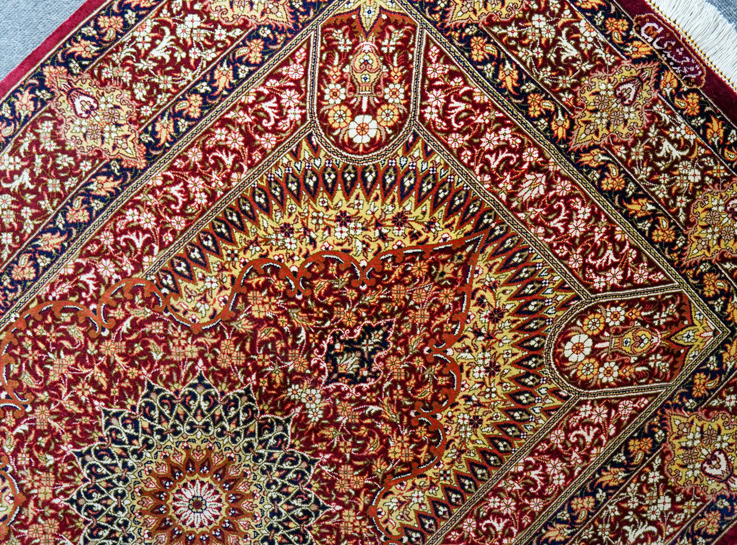 125×81cm ペルシャ絨毯 クム産 モハメドジャムシェヂ房 シルク 100% 証明書付 Decorworks