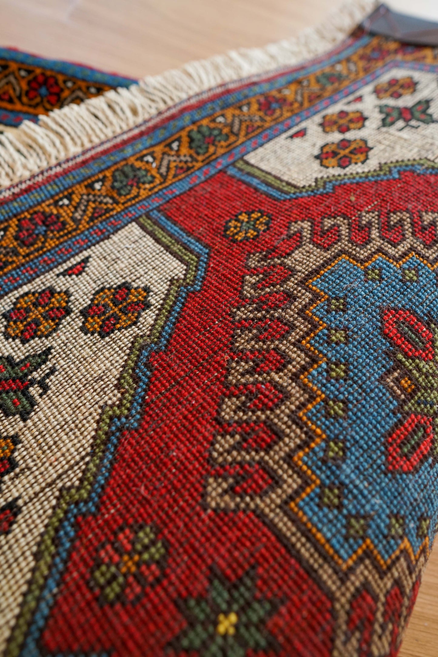 ペルシャ絨毯 ヤラメ97×63cm