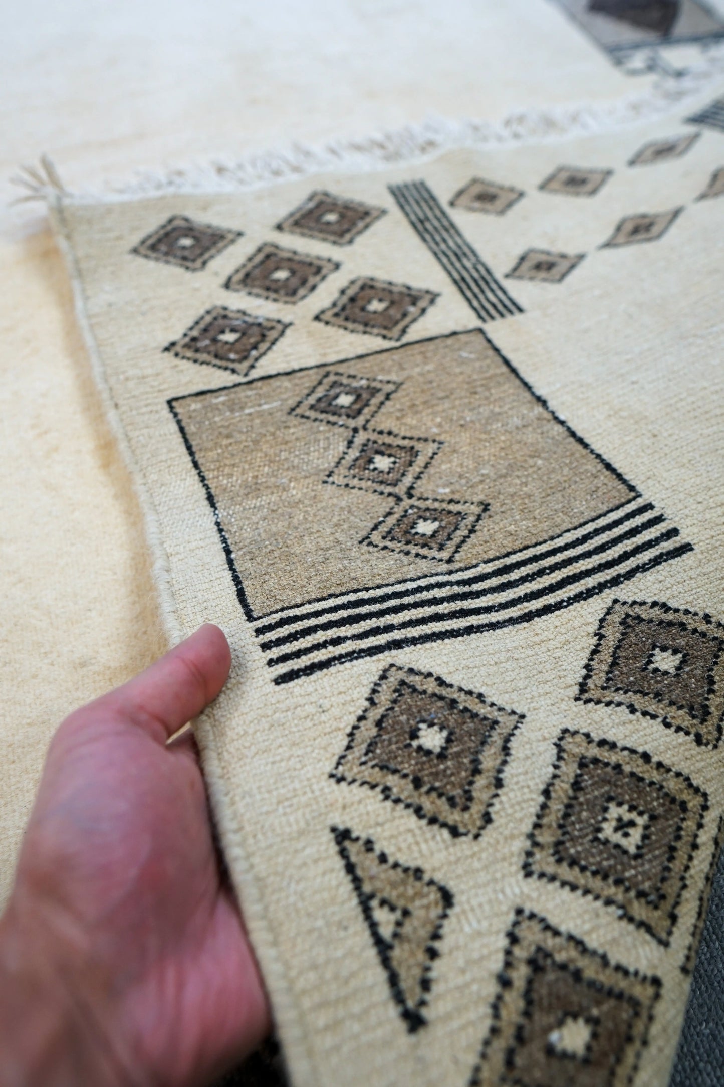 パキスタン絨毯 259×200cm Decorworks