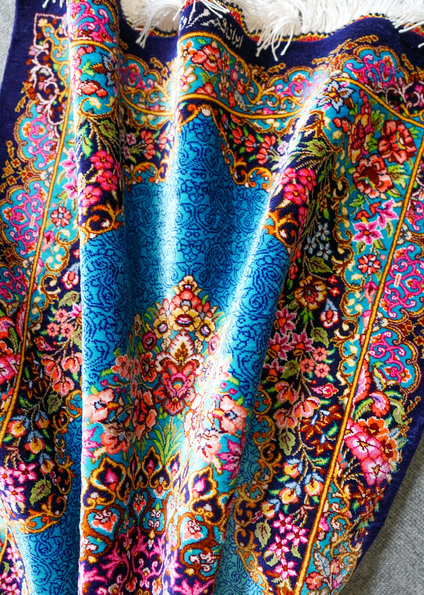  89×59cm　手織り ペルシャ絨毯 クム産 シルク100% 証明書付