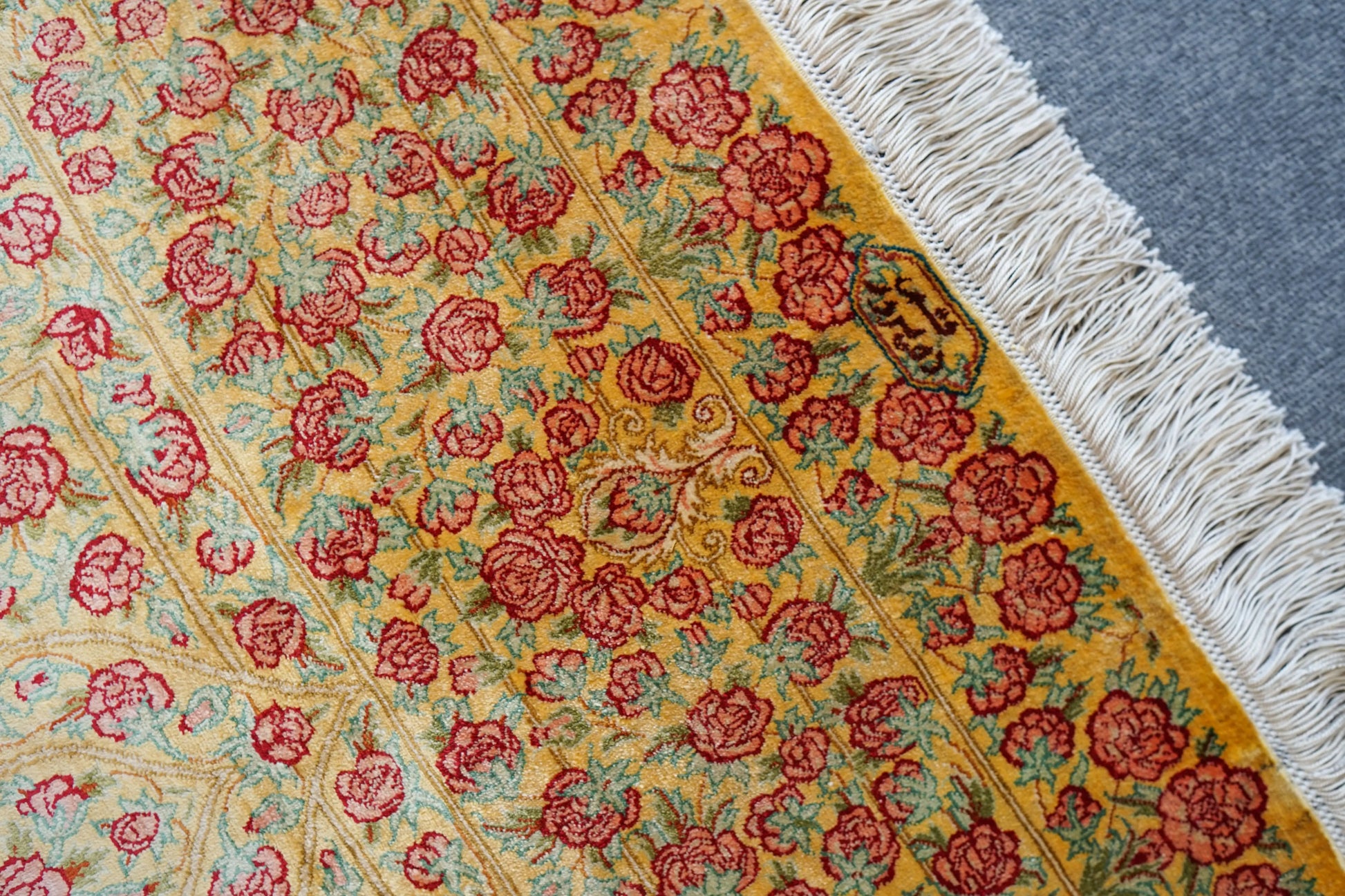 150×100cm　【ペルシャ手織りクム産のシルク100%絨毯】証明書付 Decorworks
