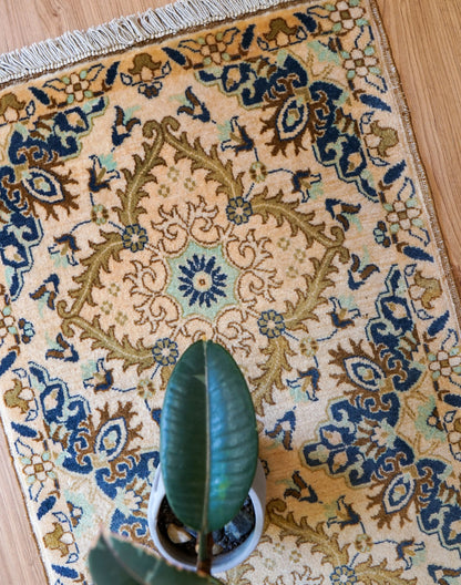 Collection アフガニスタン手織り絨毯 100×52cm
