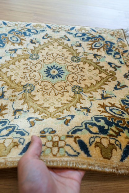 Collection アフガニスタン手織り絨毯 100×52cm