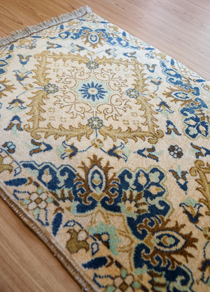 Collection アフガニスタン手織り絨毯 100×52cm