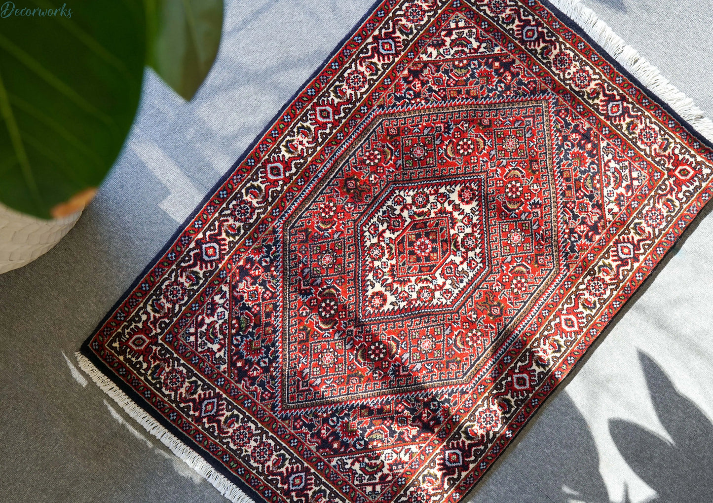 105×70cm　ペルシャ 手織り絨毯 ビジャール産 Decorworks