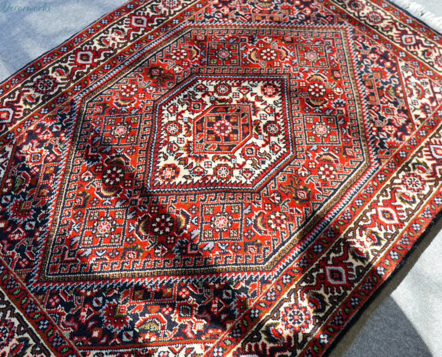 105×70cm　ペルシャ 手織り絨毯 ビジャール産 Decorworks