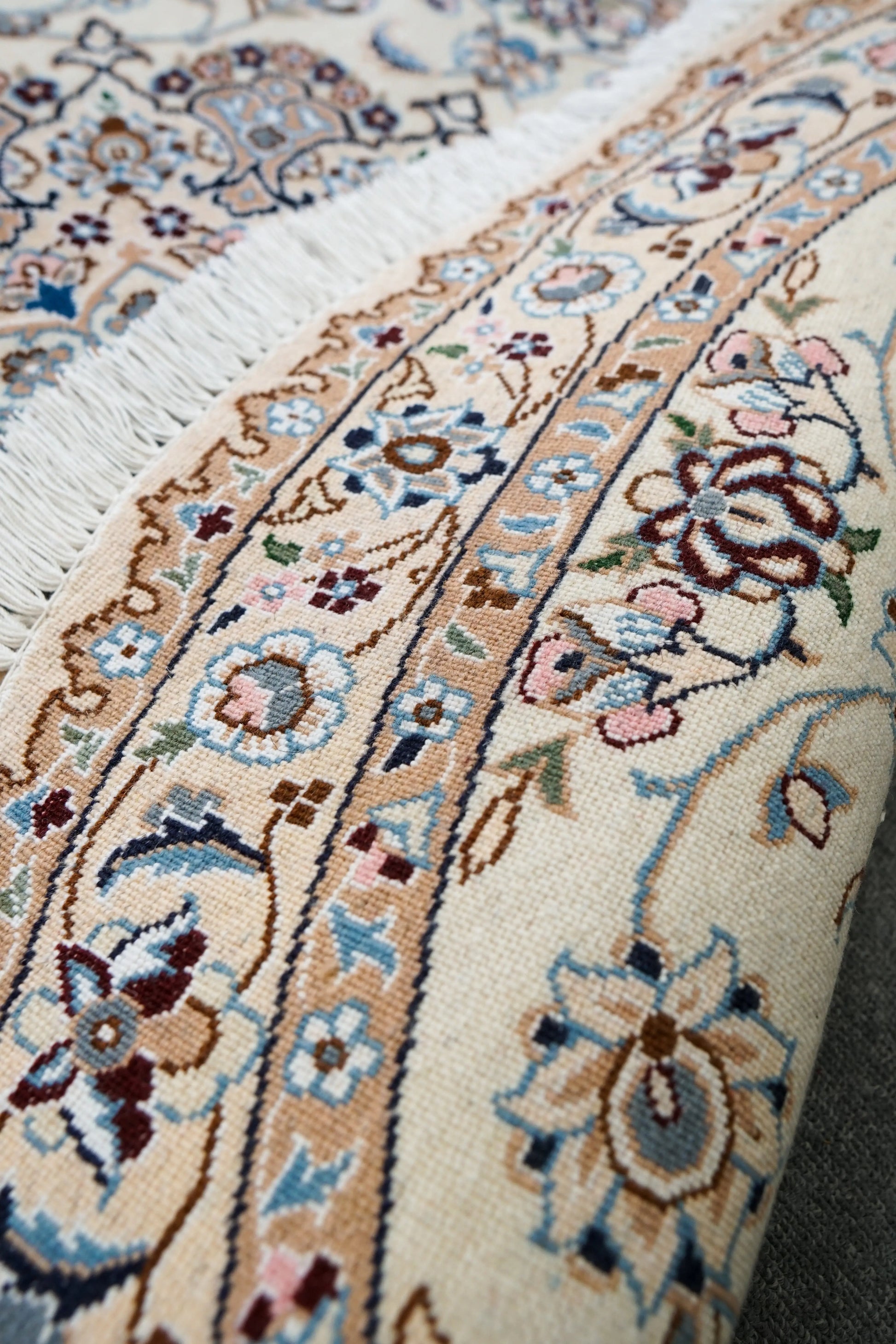 110cm 丸　ペルシャ手織り絨毯　 Decorworks